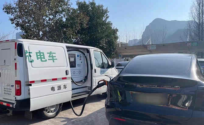 乌翠区汽车搭电